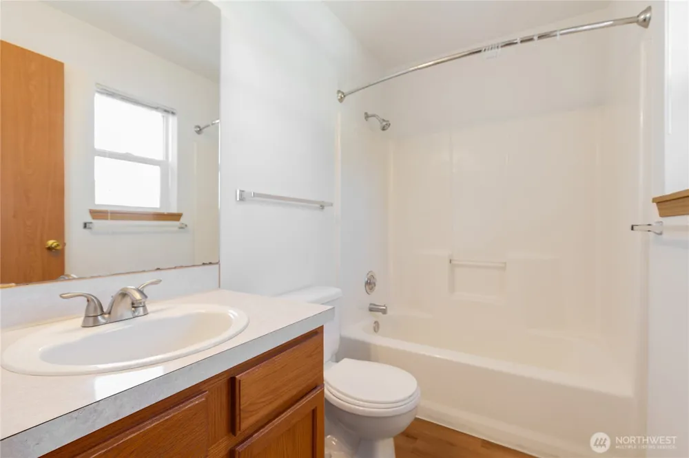 15815 Admiralty Way #C4 Lynnwood, WA 98087