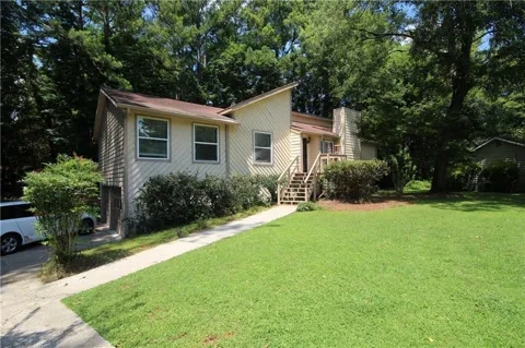 3310 Chastain Crossing
