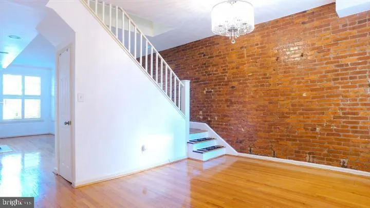 1209 E STREET NE Washington, DC 20002