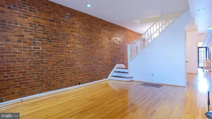 1209 E STREET NE Washington, DC 20002