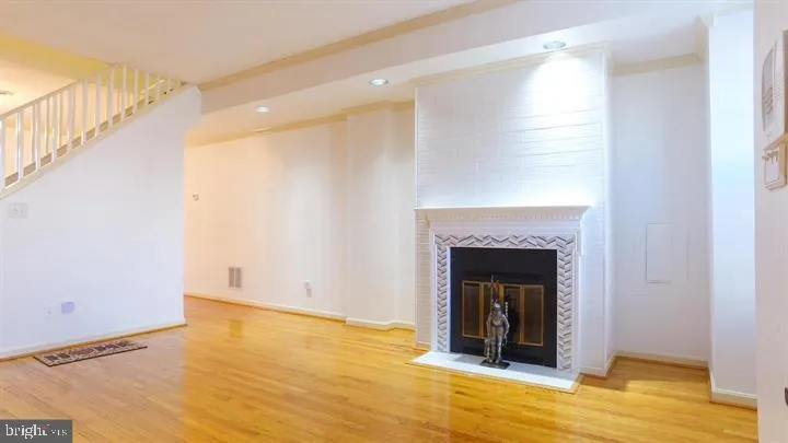 1209 E STREET NE Washington, DC 20002