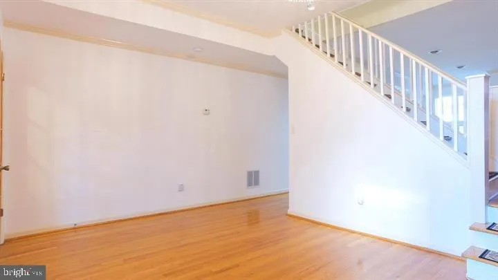 1209 E STREET NE Washington, DC 20002