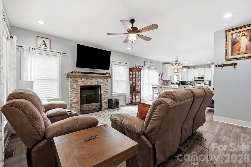 304 E Florida Avenue Bessemer City, NC 28016