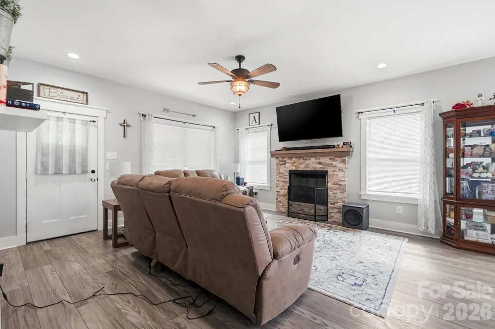 304 E Florida Avenue Bessemer City, NC 28016