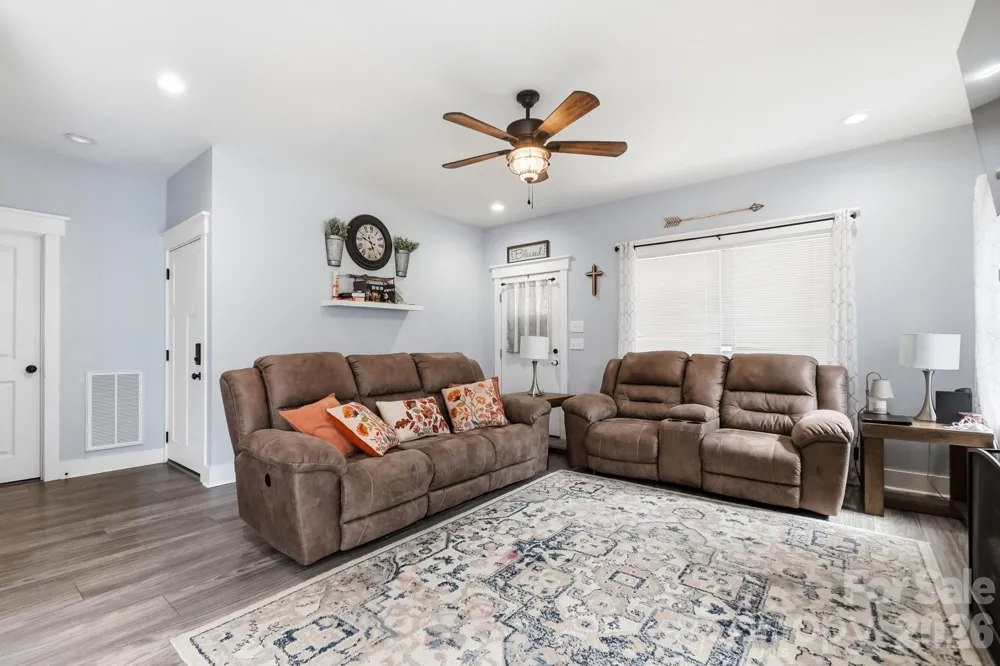 304 E Florida Avenue Bessemer City, NC 28016