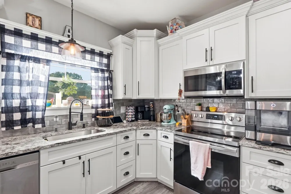 304 E Florida Avenue Bessemer City, NC 28016