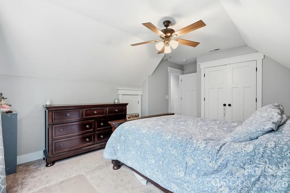 304 E Florida Avenue Bessemer City, NC 28016