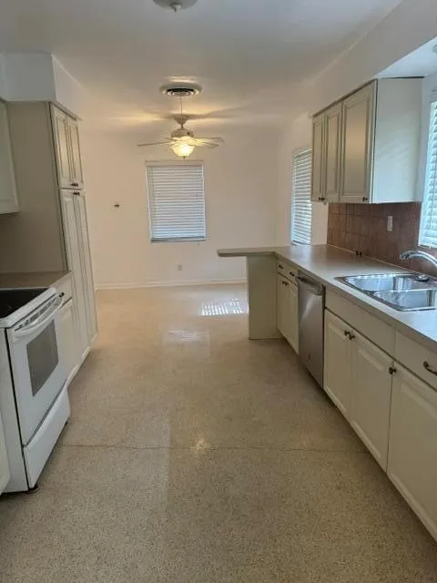 860 NW 65th Avenue Plantation, FL 33317