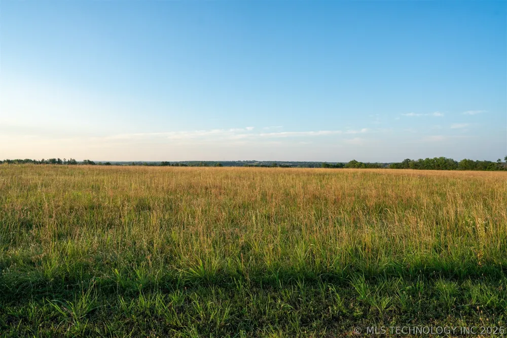 17022 W Grandview Road Tahlequah, OK 74464