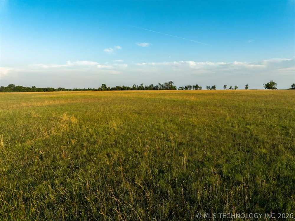 17022 W Grandview Road Tahlequah, OK 74464