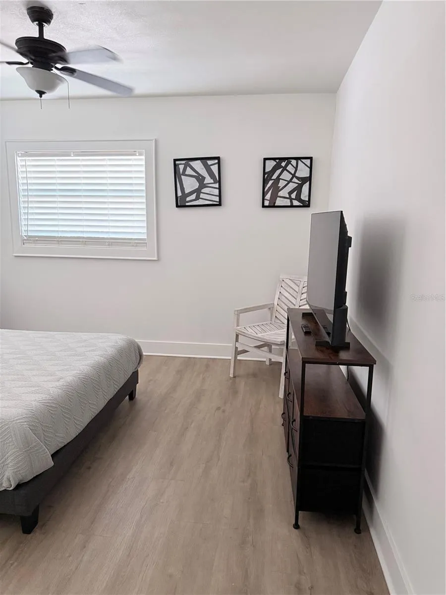 1243 DINGENS AVENUE Windermere, FL 34786