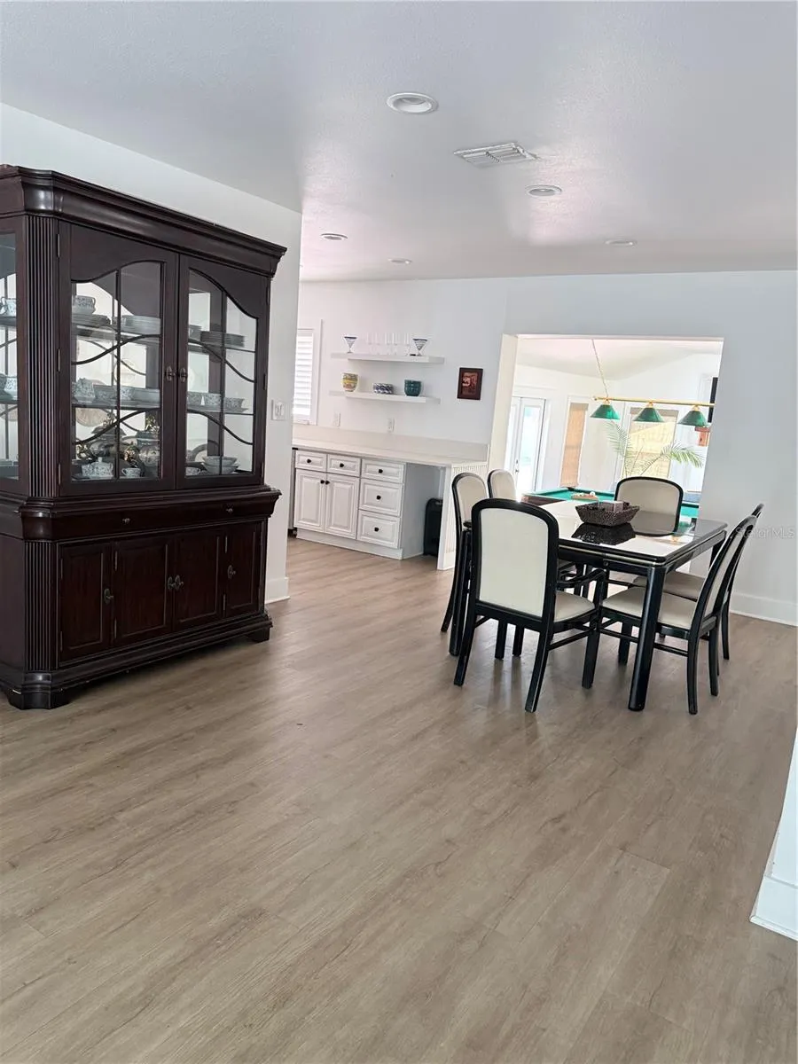 1243 DINGENS AVENUE Windermere, FL 34786
