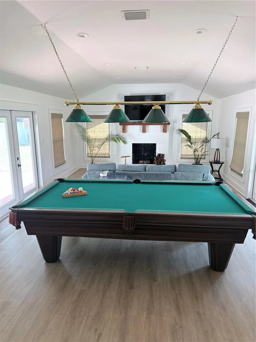 1243 DINGENS AVENUE Windermere, FL 34786