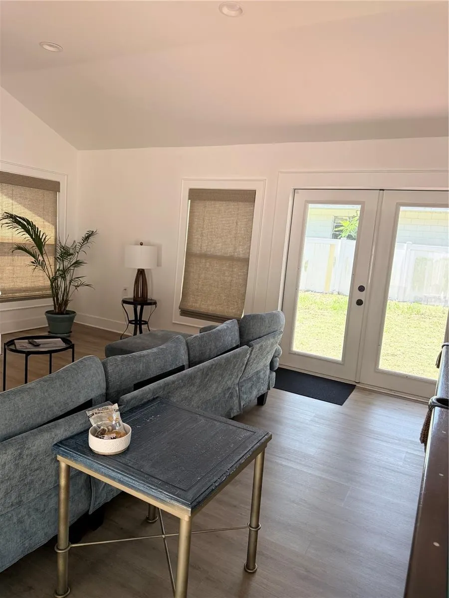 1243 DINGENS AVENUE Windermere, FL 34786