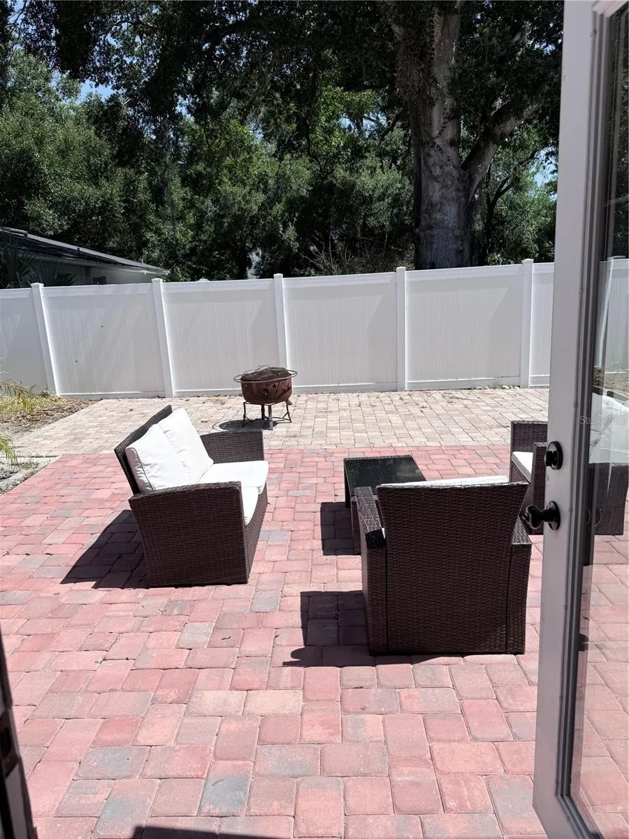 1243 DINGENS AVENUE Windermere, FL 34786