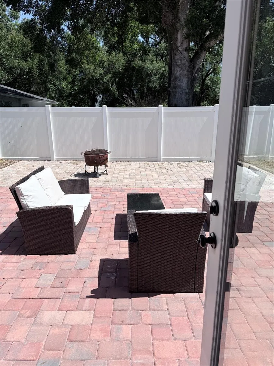 1243 DINGENS AVENUE Windermere, FL 34786