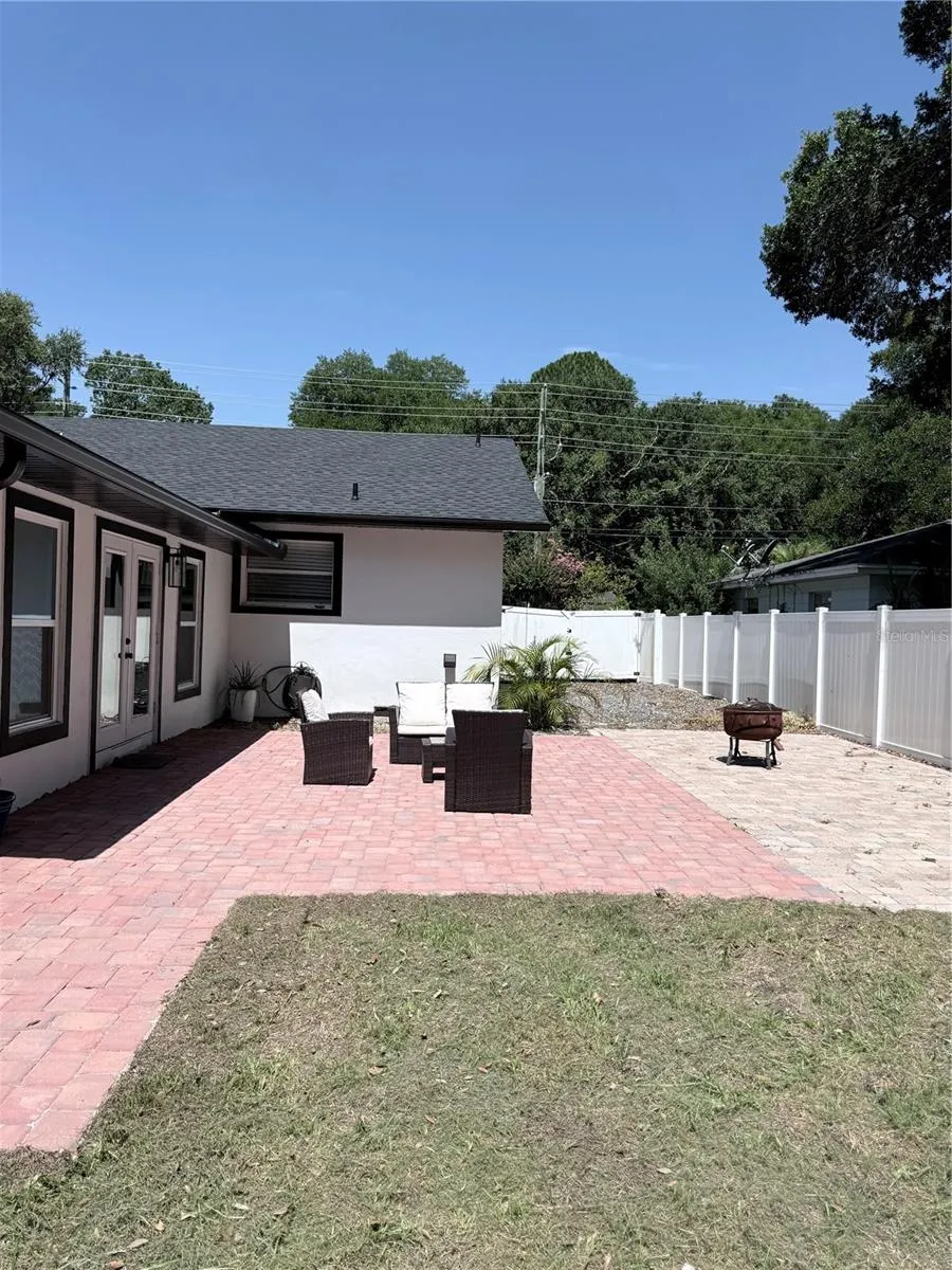 1243 DINGENS AVENUE Windermere, FL 34786
