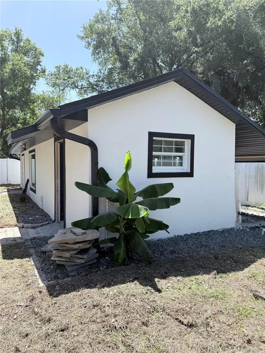 1243 DINGENS AVENUE Windermere, FL 34786