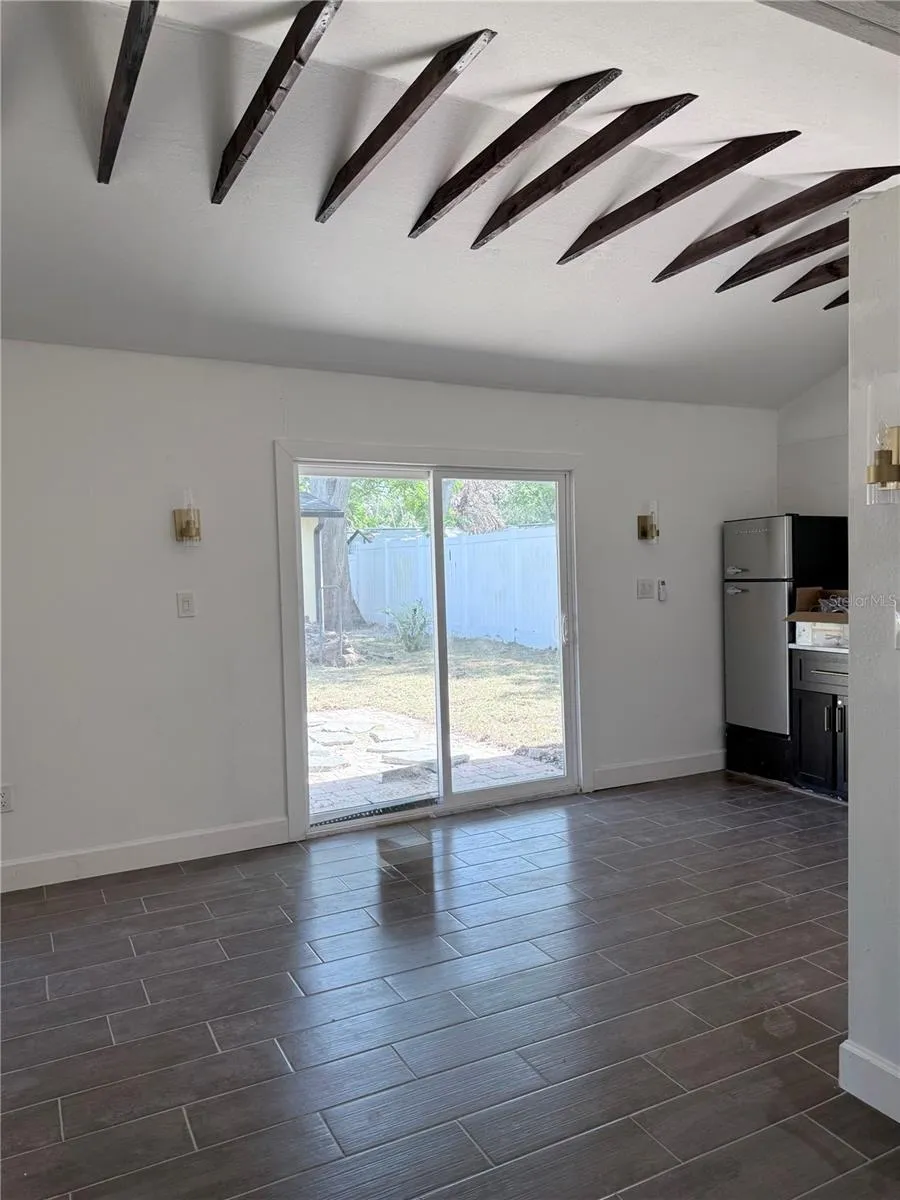 1243 DINGENS AVENUE Windermere, FL 34786