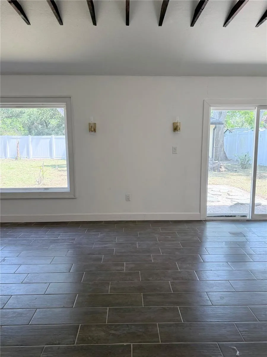 1243 DINGENS AVENUE Windermere, FL 34786