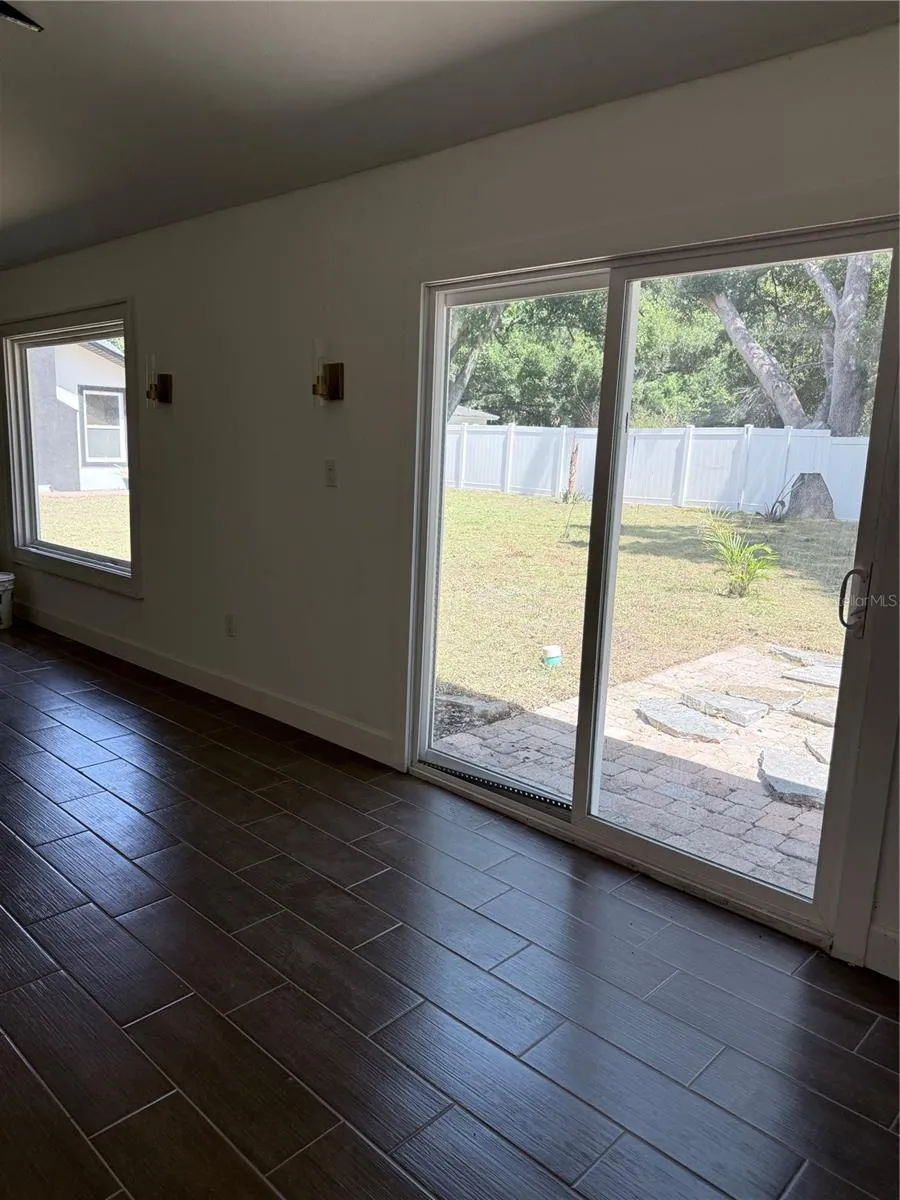 1243 DINGENS AVENUE Windermere, FL 34786