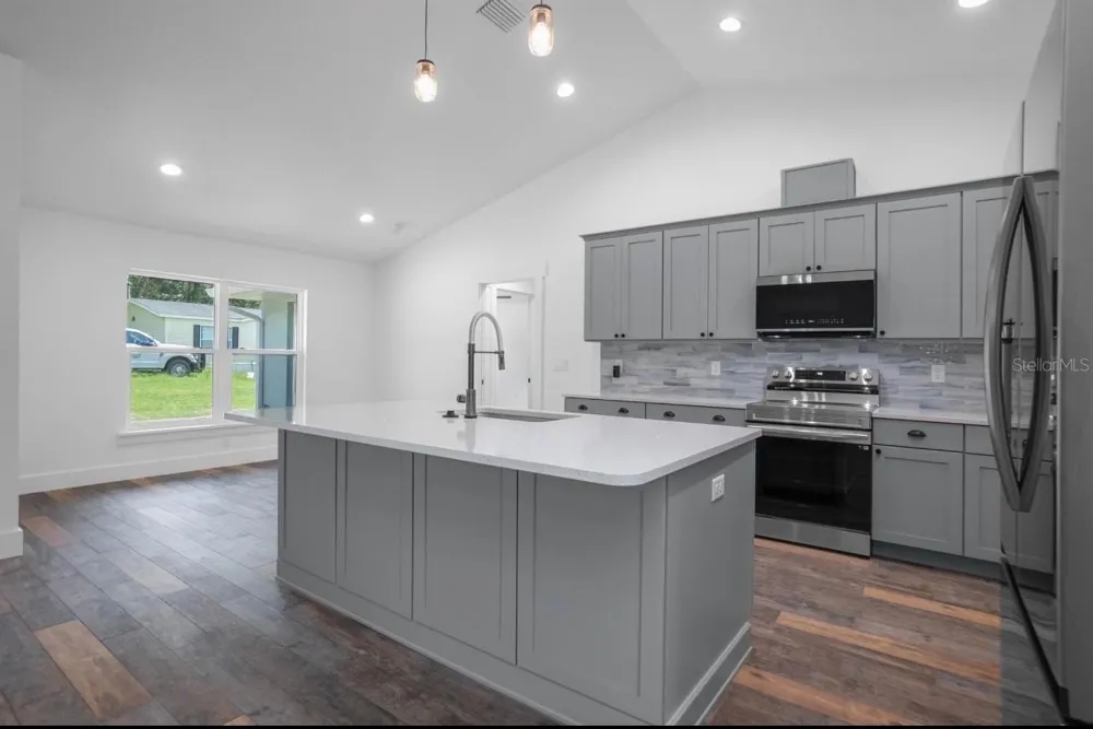 967 CR 753S Webster, FL 33597