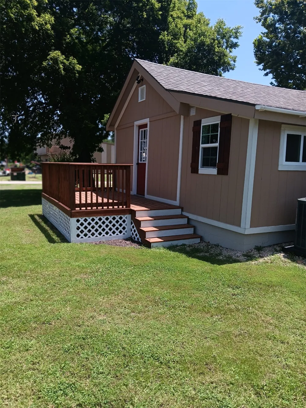 205 S Main Kingston, OK 73439