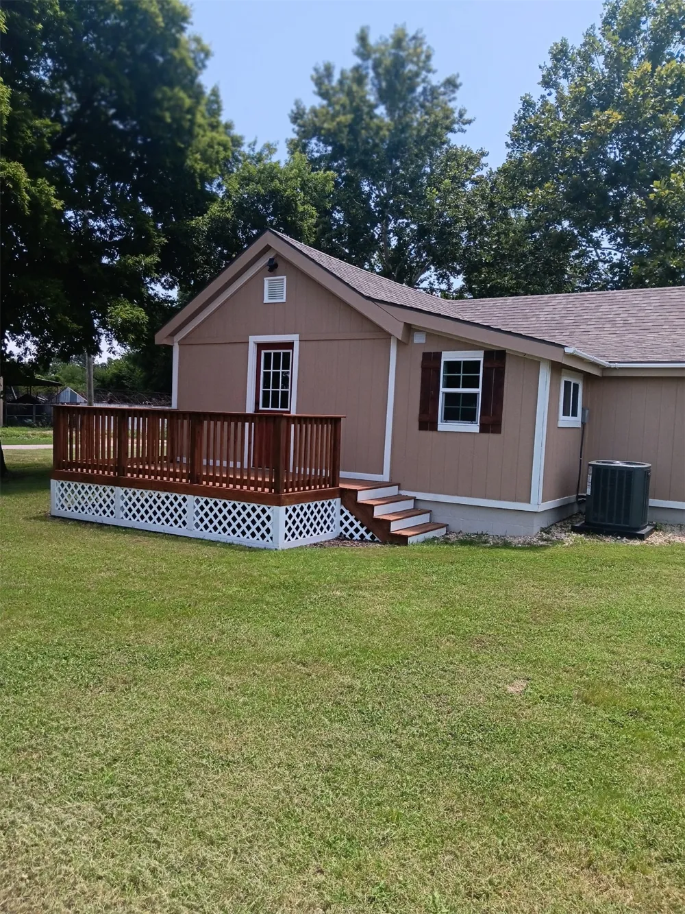 205 S Main Kingston, OK 73439