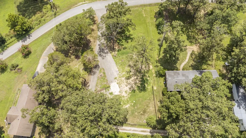 445 LEW WALLACE RD Crump, TN 38327