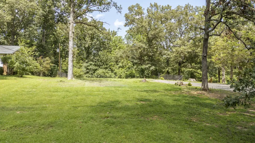 445 LEW WALLACE RD Crump, TN 38327