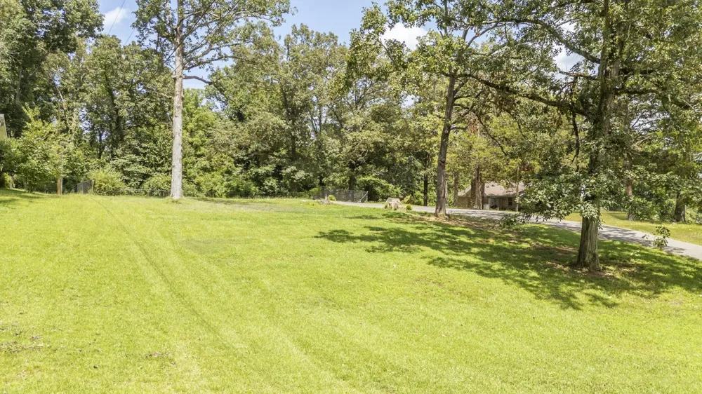 445 LEW WALLACE RD Crump, TN 38327