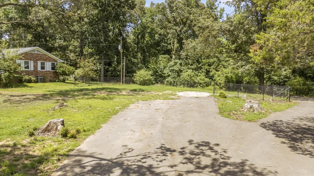 445 LEW WALLACE RD Crump, TN 38327