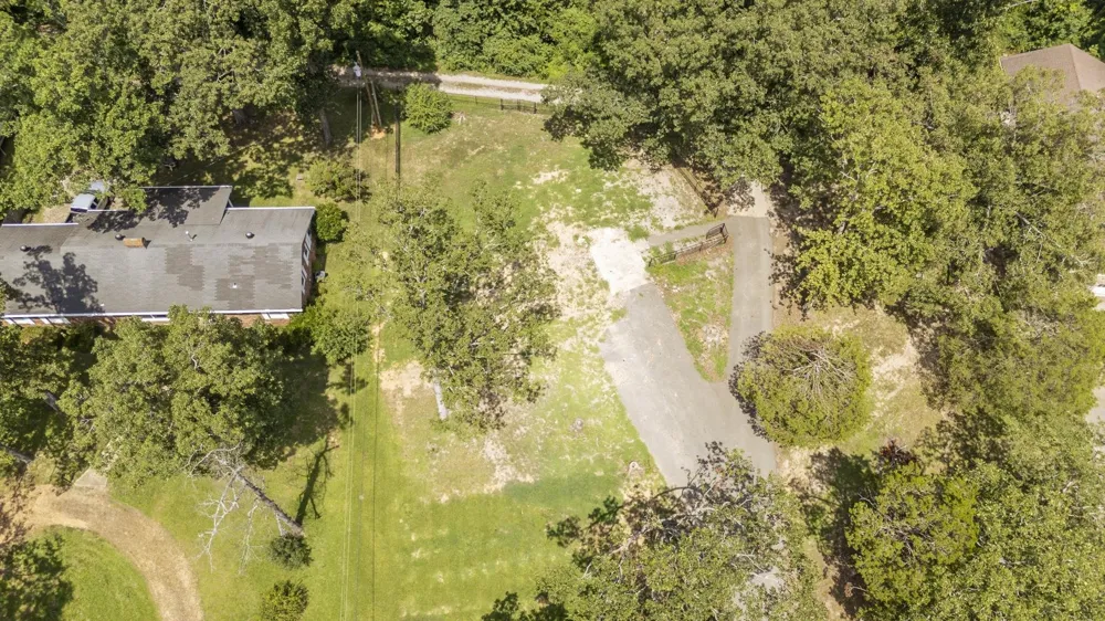 445 LEW WALLACE RD Crump, TN 38327