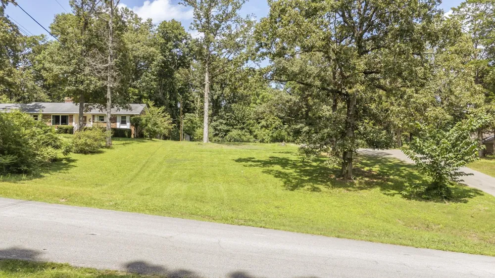 445 LEW WALLACE RD Crump, TN 38327