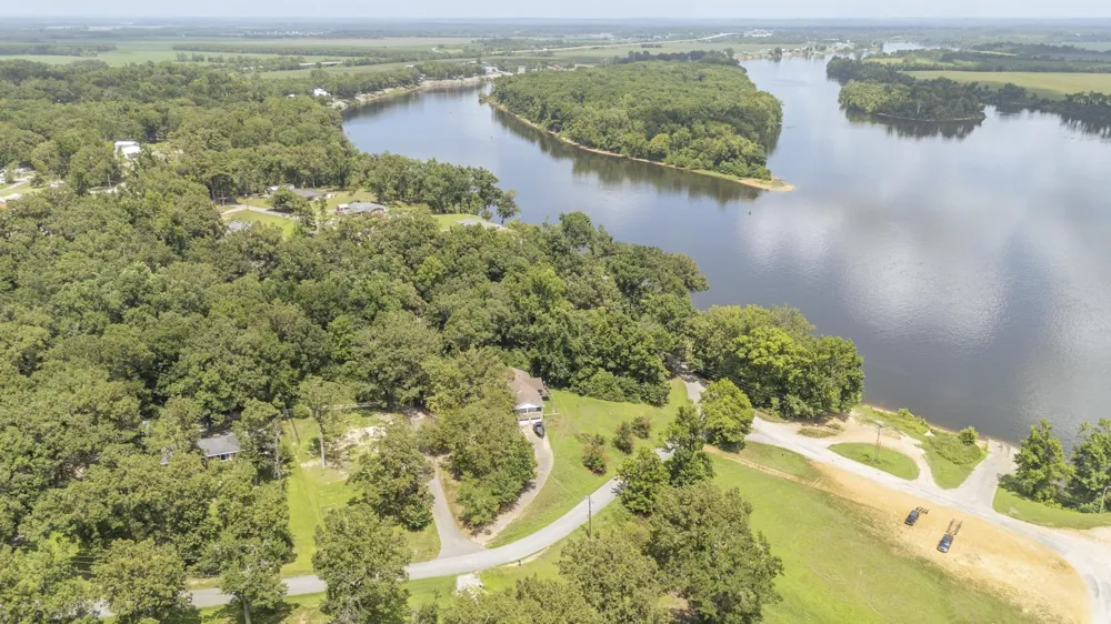 445 LEW WALLACE RD Crump, TN 38327