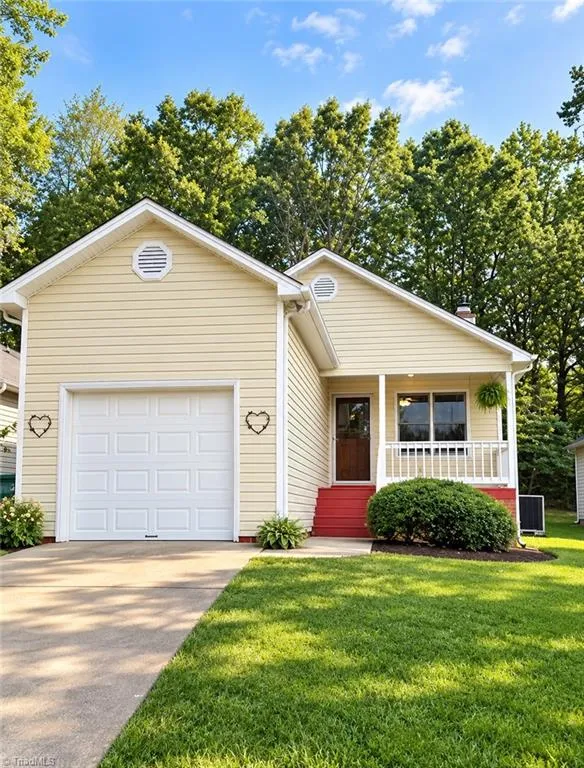 3212 Westbury Drive Jamestown, NC 27282