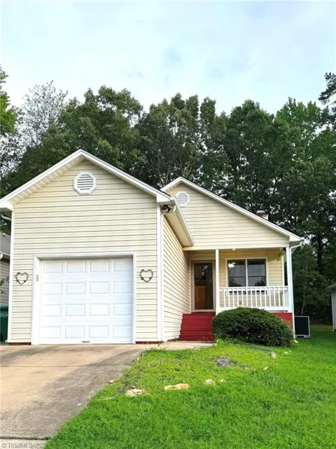 3212 Westbury Drive