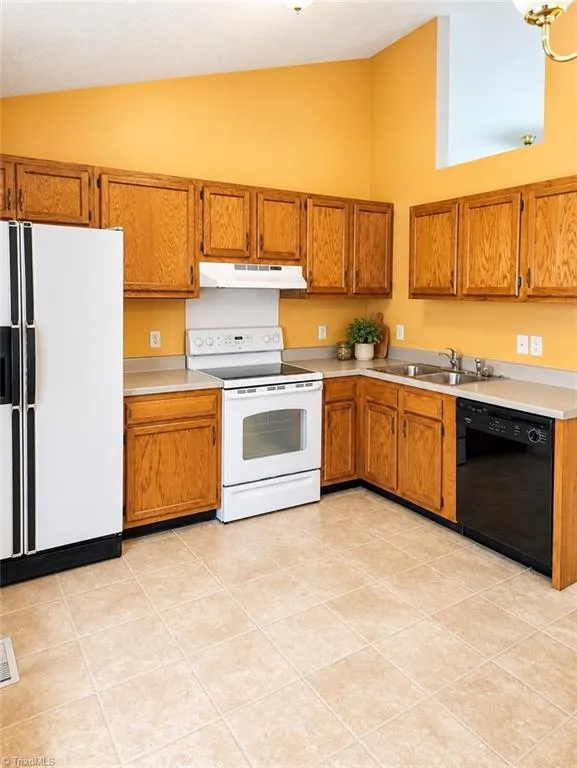 3212 Westbury Drive Jamestown, NC 27282