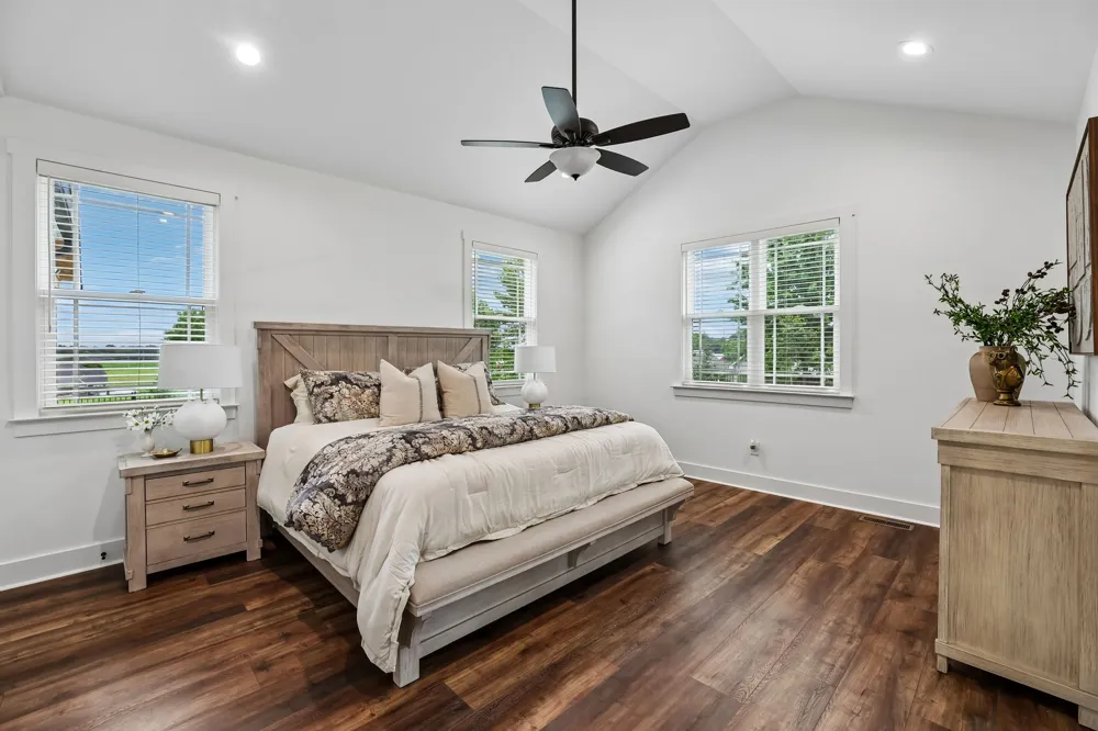 153 Cascade Dr Winchester, TN 37398