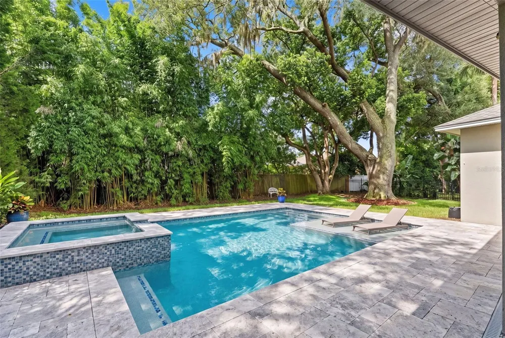 2112 CARROLL LANDING DRIVE Tampa, FL 33612