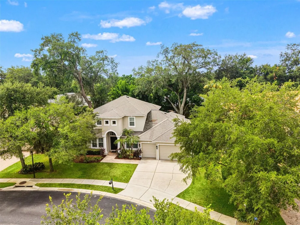 2112 CARROLL LANDING DRIVE Tampa, FL 33612