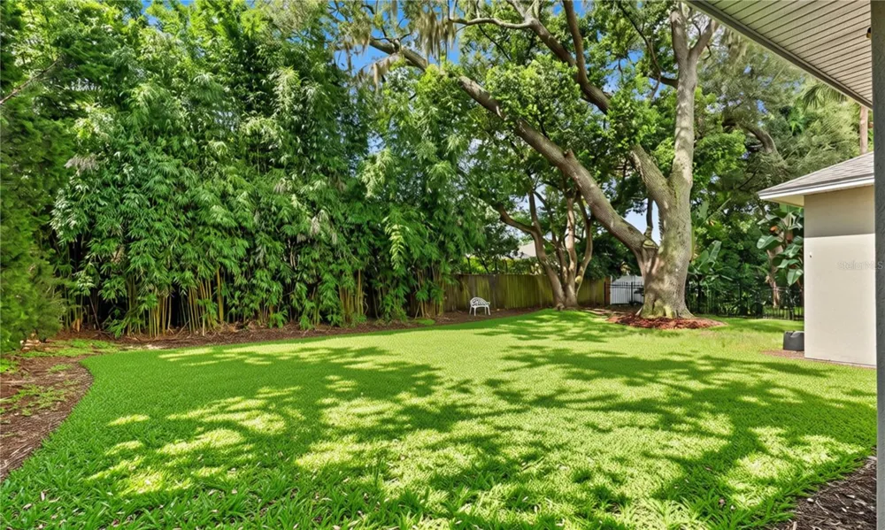 2112 CARROLL LANDING DRIVE Tampa, FL 33612