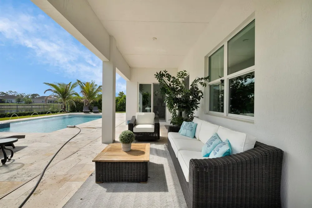 735 SW PENNFIELD TERRACE Stuart, FL 34997