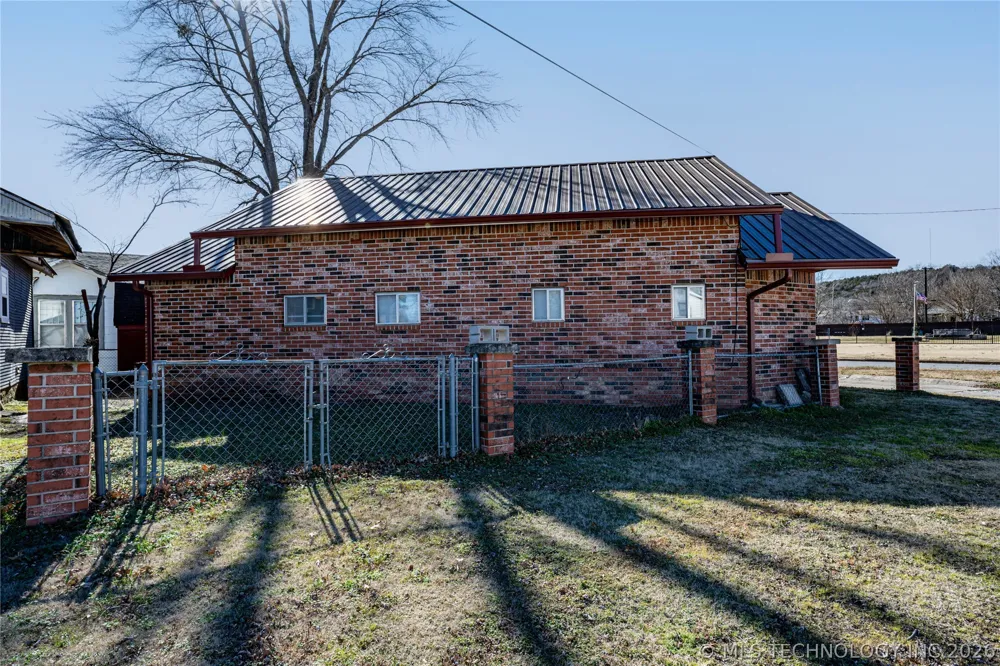 602 S Price Avenue Hominy, OK 74035