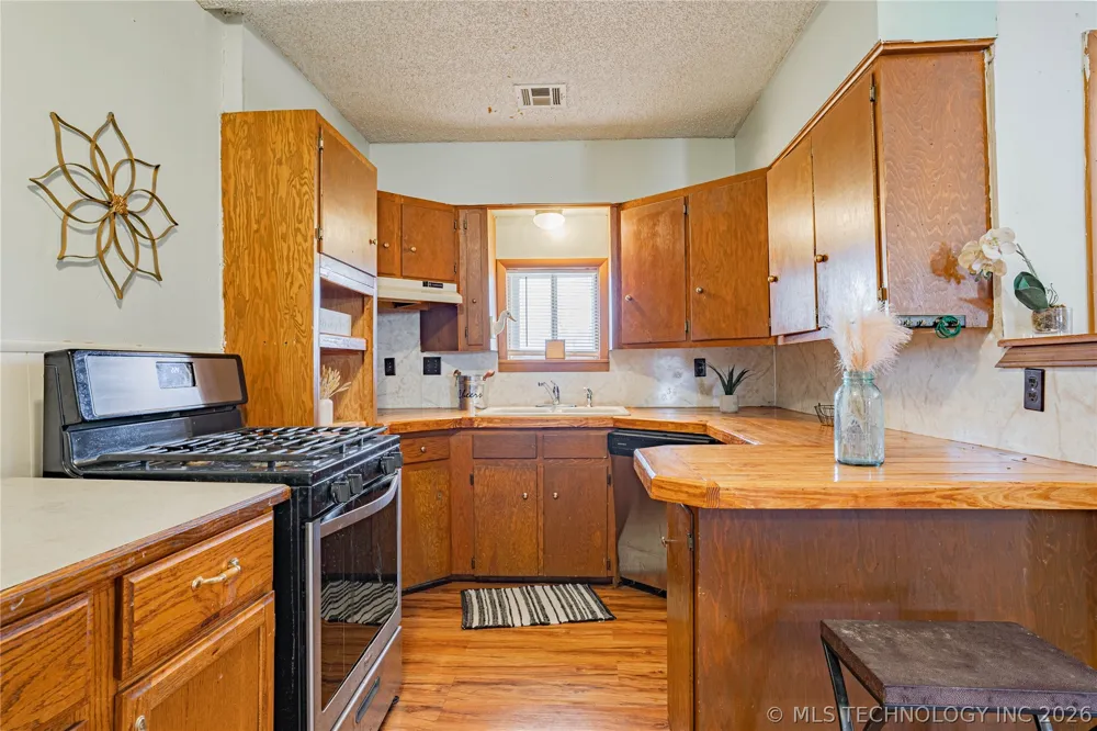 602 S Price Avenue Hominy, OK 74035