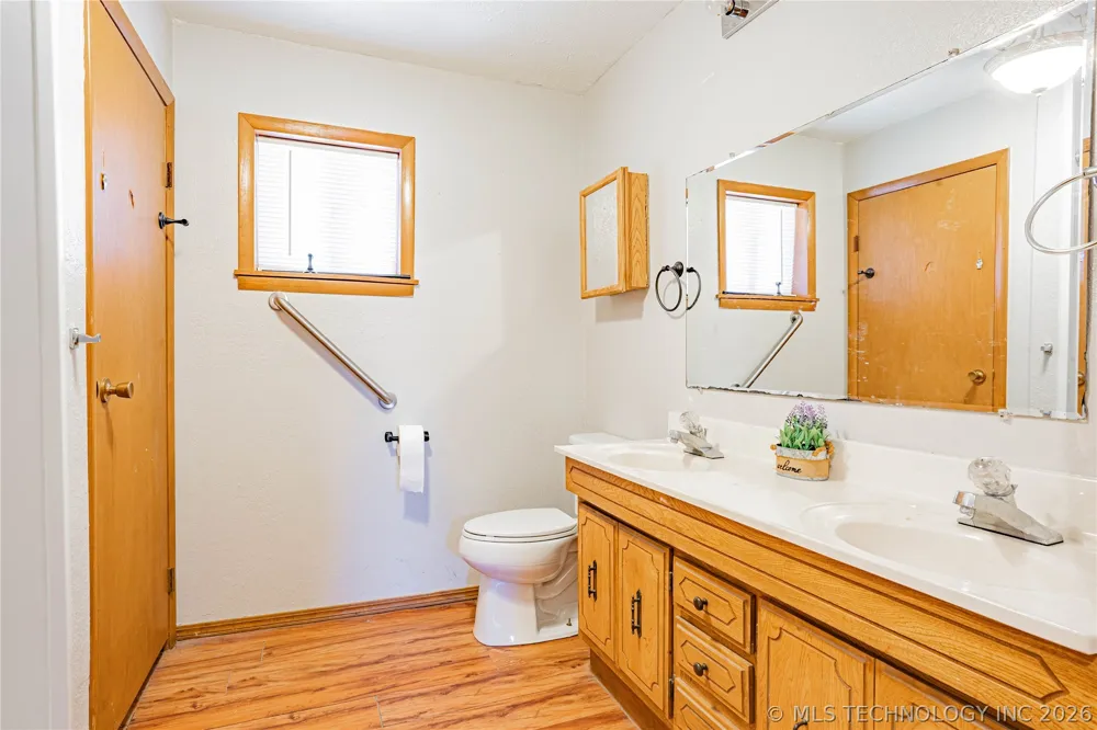 602 S Price Avenue Hominy, OK 74035