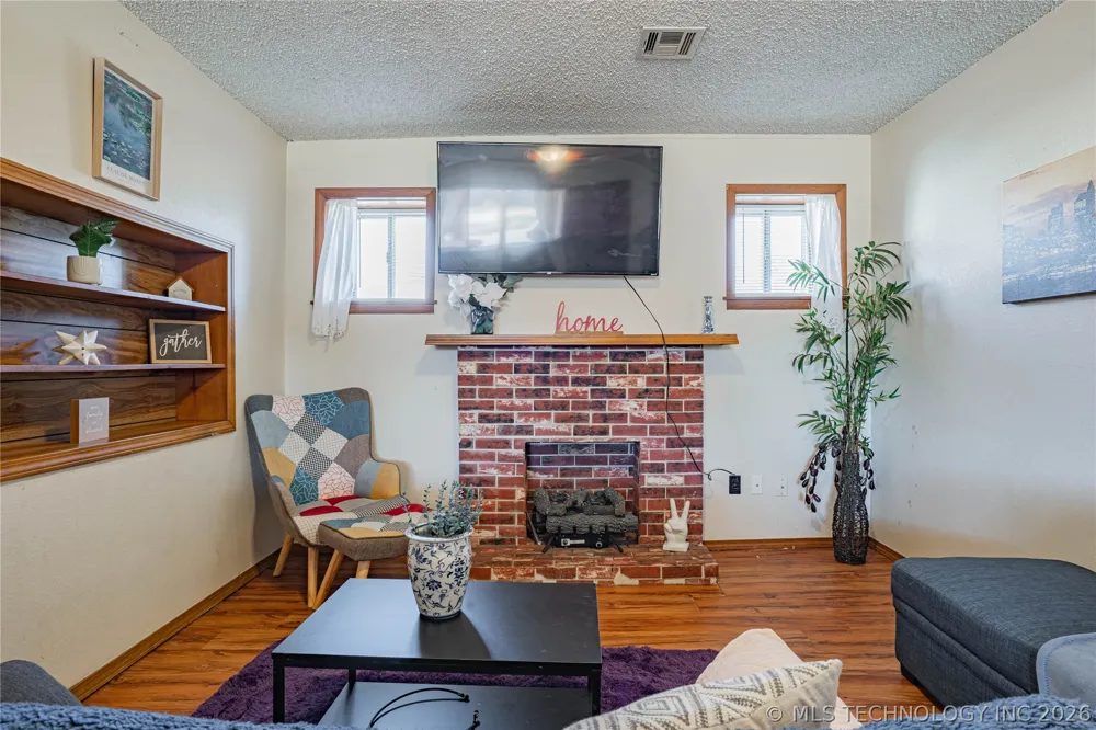 602 S Price Avenue Hominy, OK 74035
