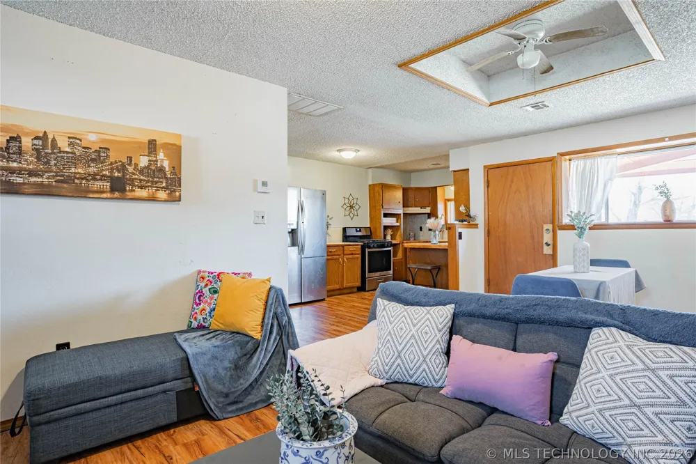 602 S Price Avenue Hominy, OK 74035