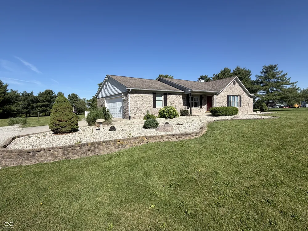 1136 Holmes Road Lebanon, IN 46052