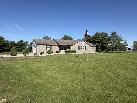 1136 Holmes Road